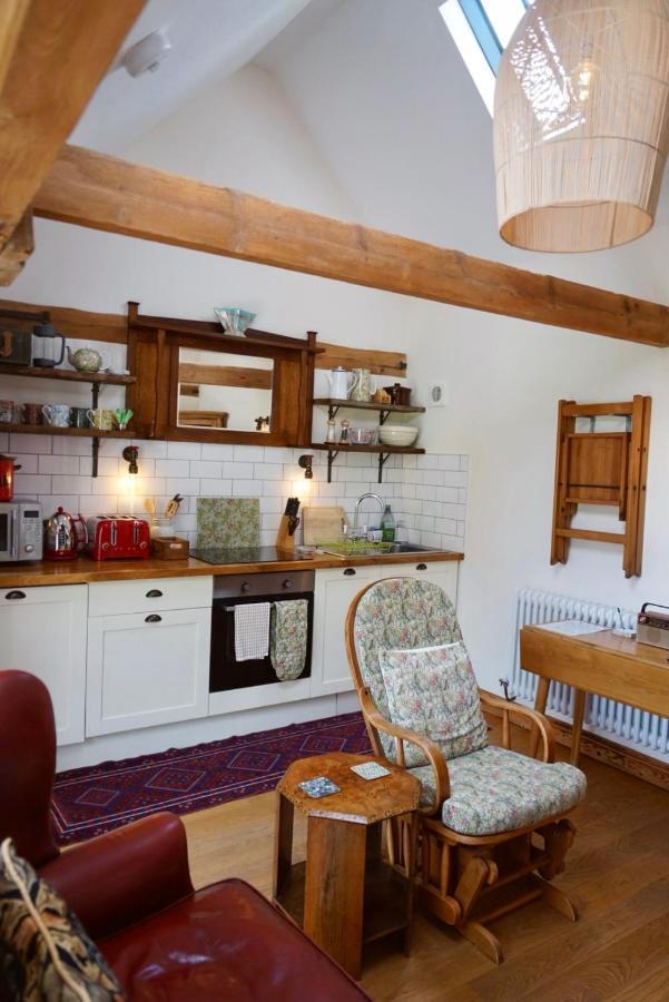 Nest Hideaway Wren Cottage-beautiful Location In The Long Mynd Area Of Outstanding Natural Beauty- Whirlpool Jacuzzi Bath! * Picklescott