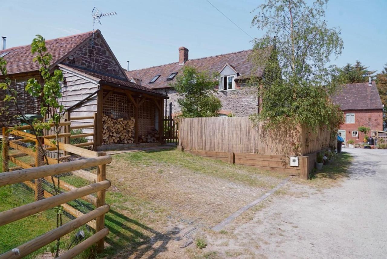 Nest Hideaway Wren Cottage-beautiful Location In The Long Mynd Area Of Outstanding Natural Beauty- Whirlpool Jacuzzi Bath! Casa vacanze