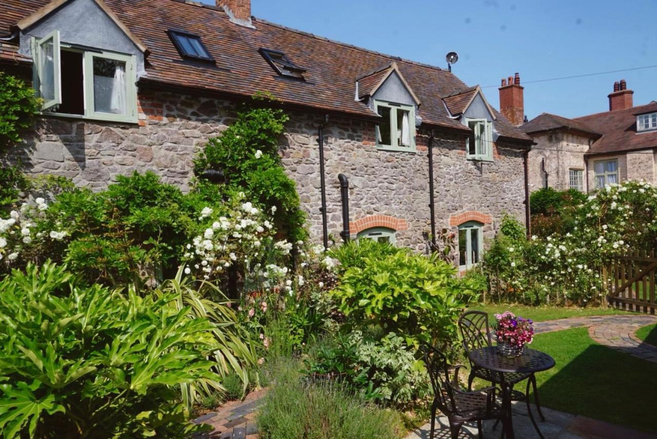 Nest Hideaway Wren Cottage-beautiful Location In The Long Mynd Area Of Outstanding Natural Beauty- Whirlpool Jacuzzi Bath! * Picklescott